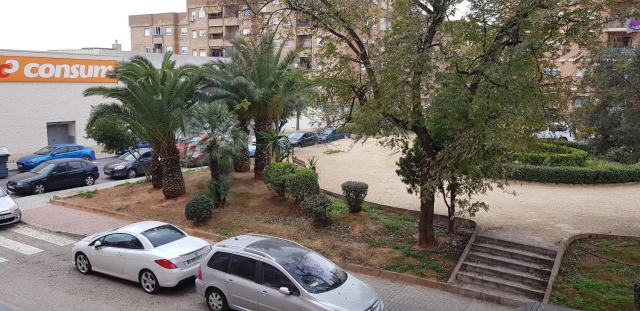 Habitación Tranquila, Agradable Cerca De Valencia En Vivienda Compartida Quarto em Acomodações Particulares