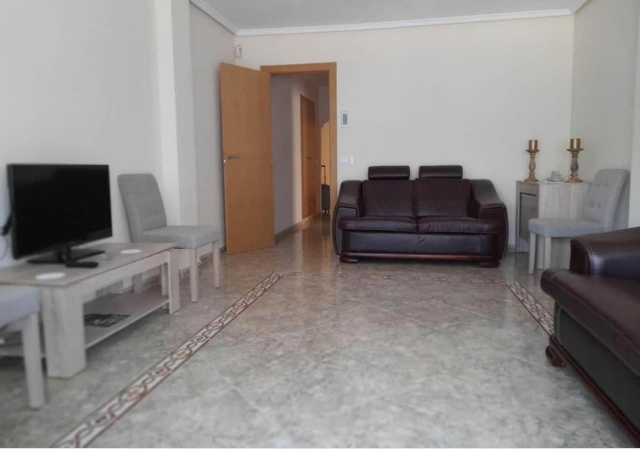 Habitación Tranquila, Agradable Cerca De Valencia En Vivienda Compartida Quarto em Acomodações Particulares Paterna